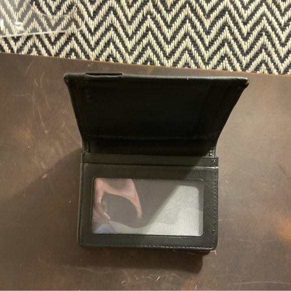 TUMI Alpha Bravo Gusseted Card Case Wallet. - Picture 4 of 4